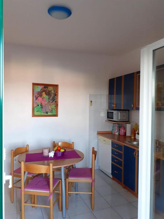 Apartments Borovina 볼 외부 사진