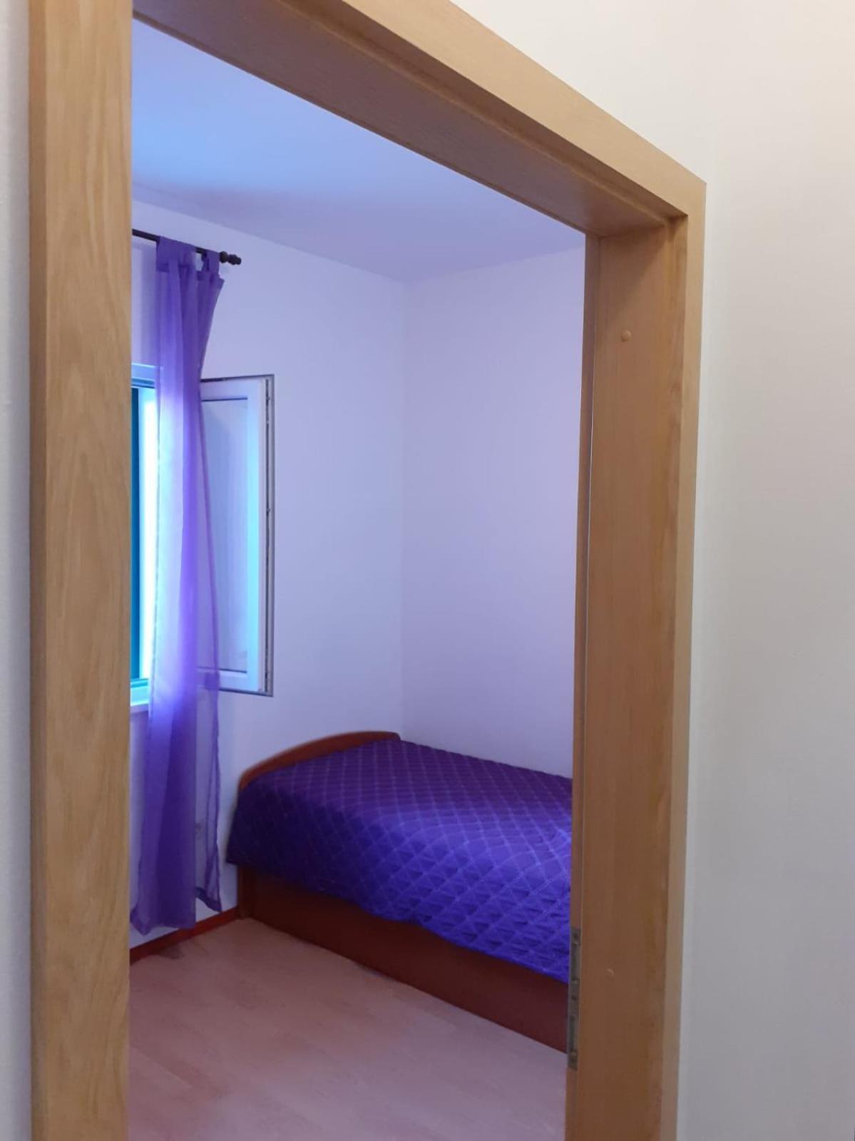 Apartments Borovina 볼 객실 사진